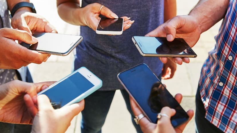 स्टडी से पता चला है कि हाल के वर्षों में नाबालिगों के बीच स्मार्टफोन का उपयोग बढ़ गया है