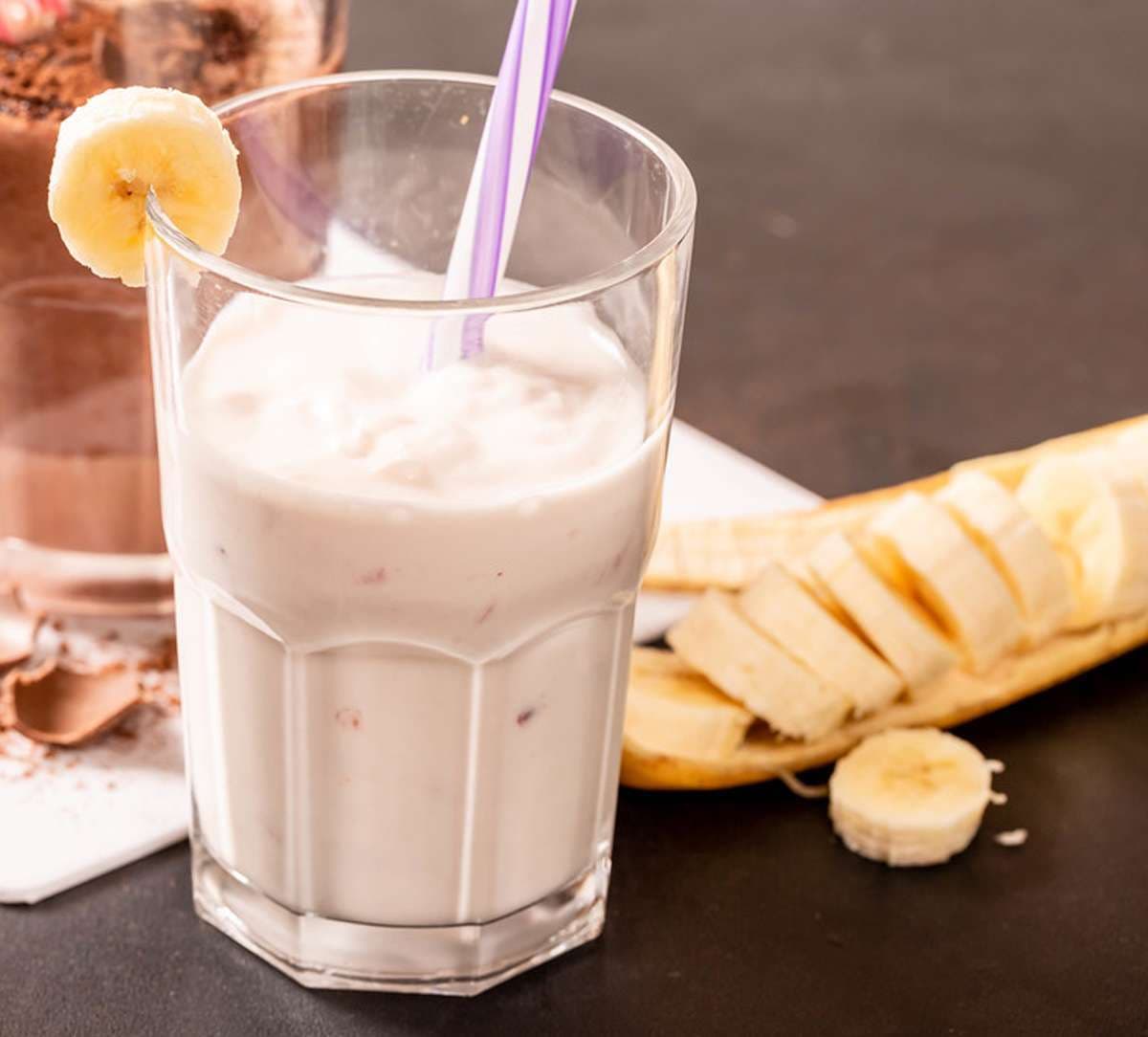 banana-and-milk-combination.jpg