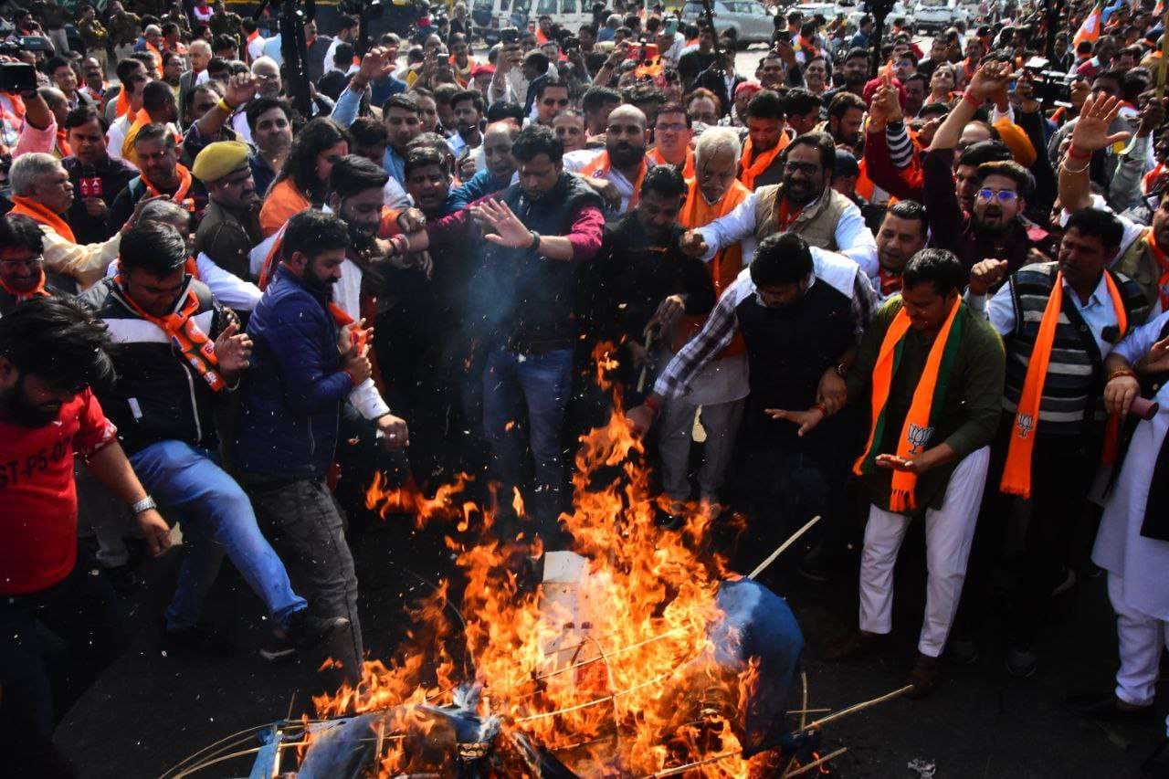 BJP protests against corruption