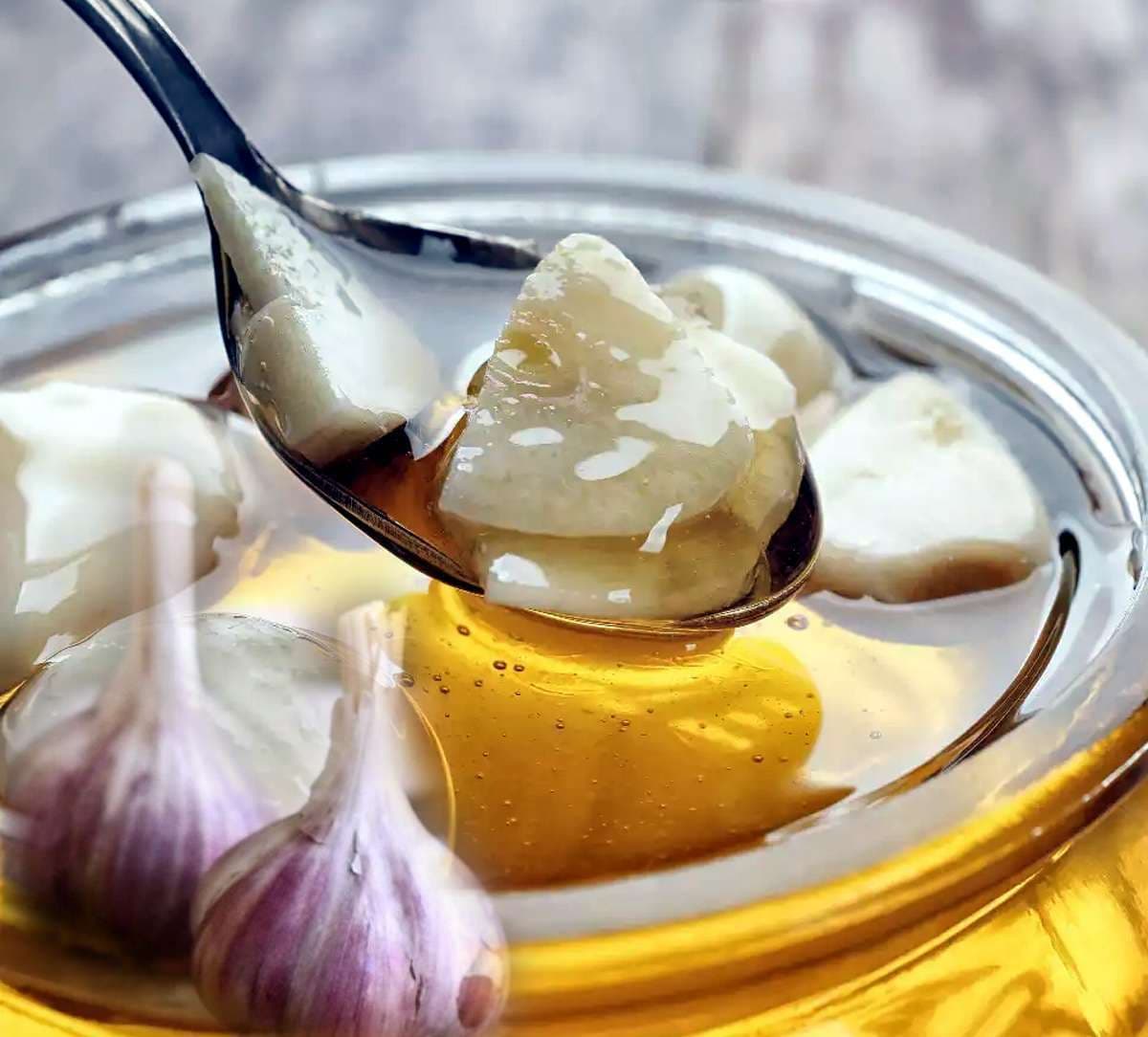 garlic-and-honey-benefits.jpg