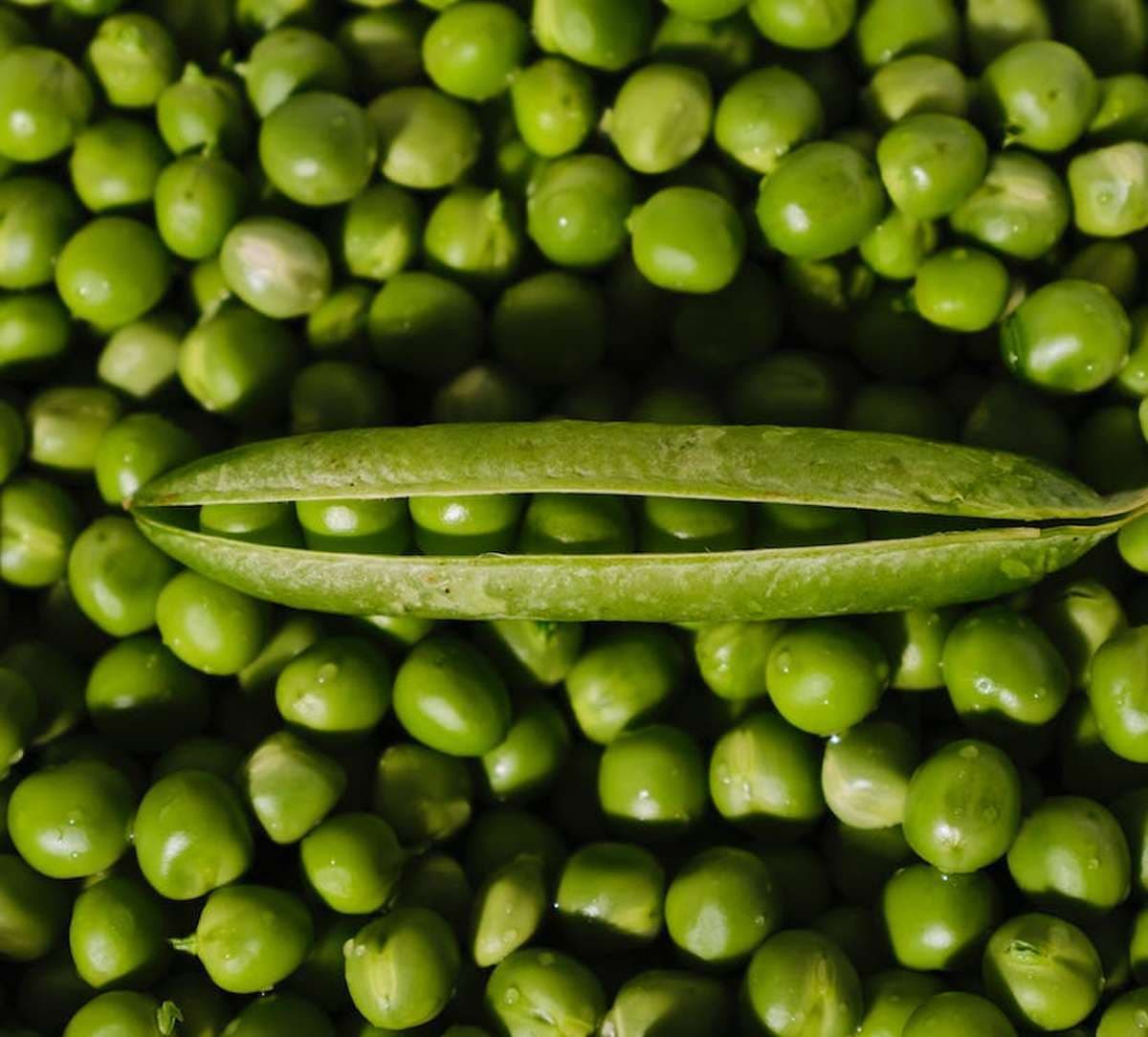 green-peas-for-constipation.jpg