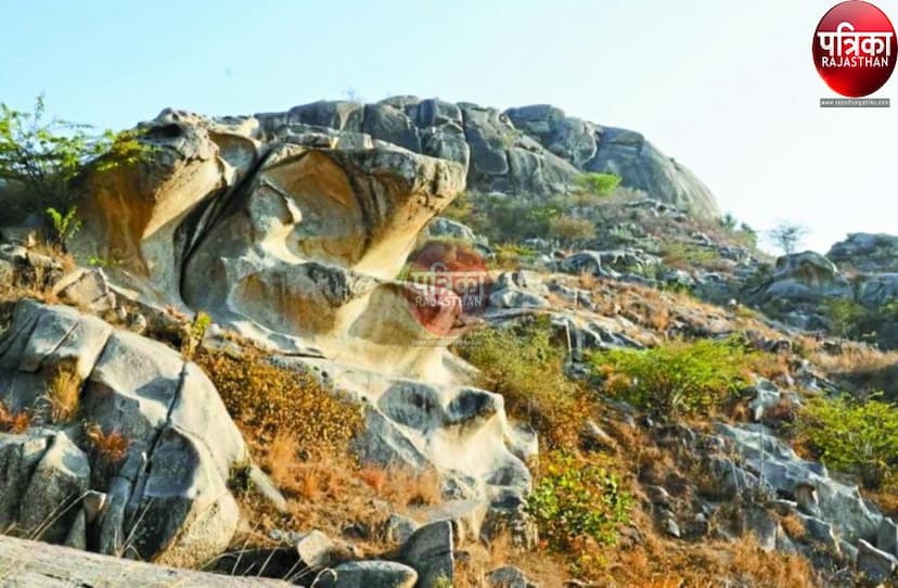 Rock Garden... यहां चट्टानें भी मुस्कुरा रही, संजोओ तो सही, खिंचे आएंगे सैलानी