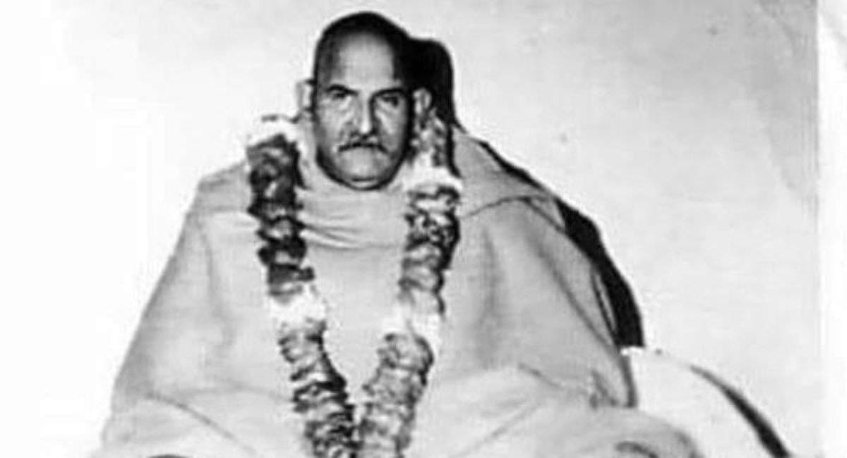 neem_karoli_baba3.jpg