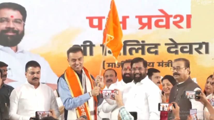 milind_deora_in_shiv_sena.jpg