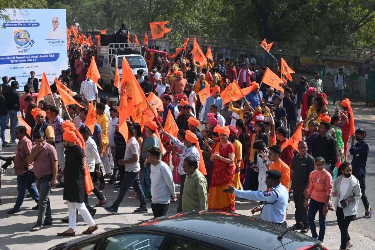 Gujarat university Ramayan shobha yatra