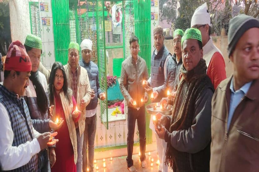 Ayodhya Ram Mandir Rajasthan Muslims lighting lamps at dargahs 1 