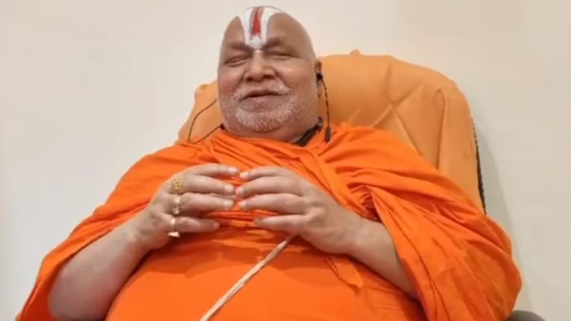 swami_rambhadracharya00.jpg