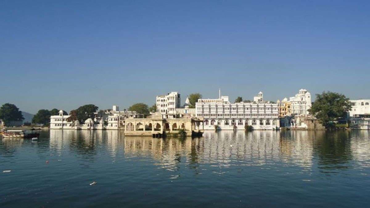 tourist_places_of_udaipur_05.jpg