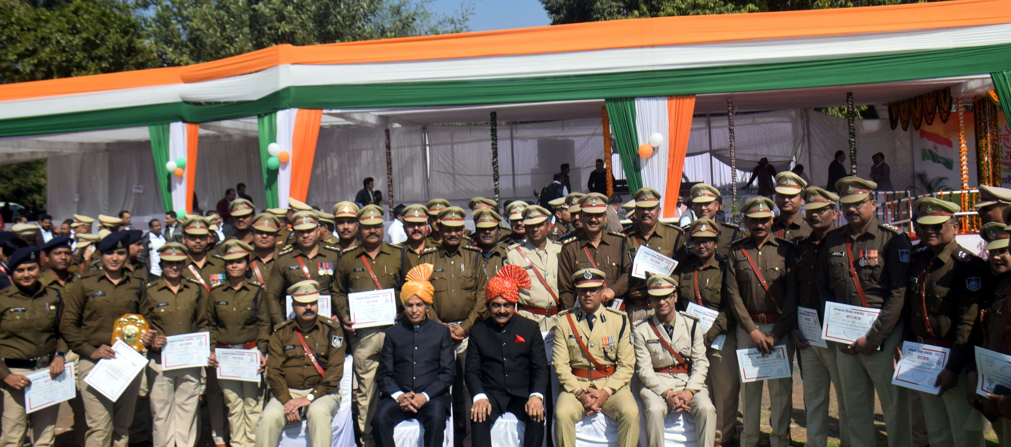 गणतॅत्र दिवस पर्व पर उत्साह 