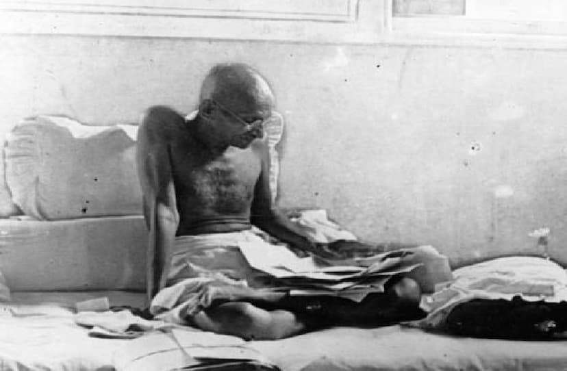 mahatma_gandhi_5.jpg