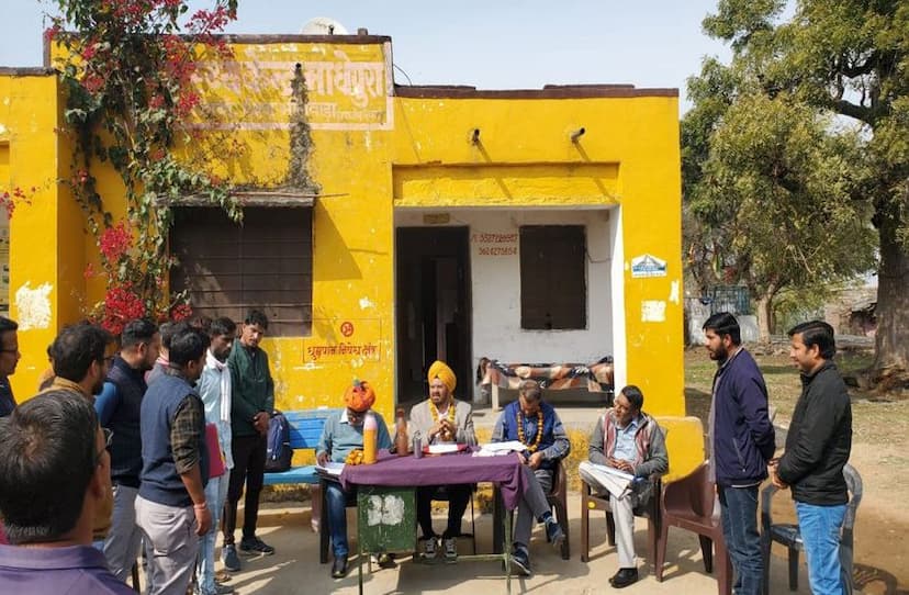 केंद्र की टीम ले रही घर-घर शौचालय की जानकारी