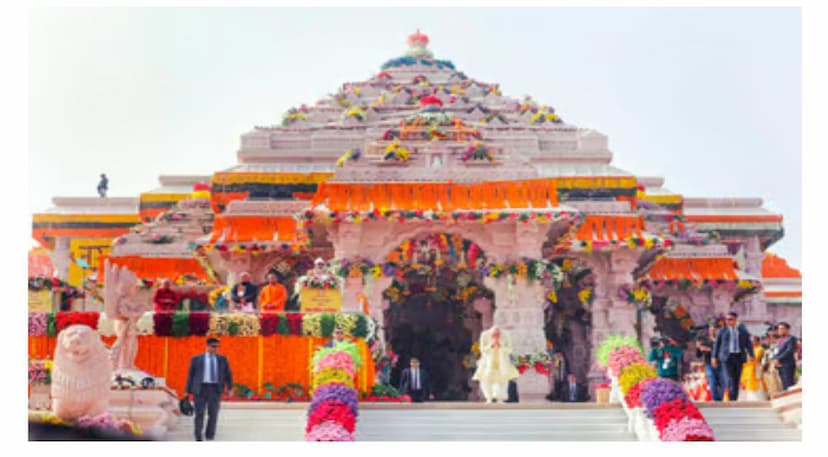 श्रीराम मंदिर में लगा यह पत्थर श्रद्धालुओं को चलने में देगा आराम, जानिए क्या है इसकी खासियत