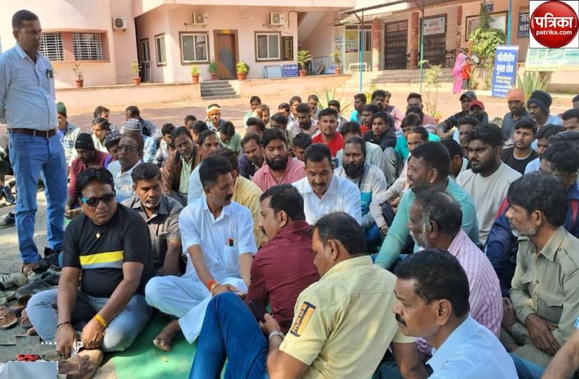  Barwani Municipality employees strike begins