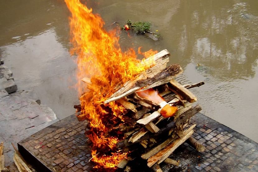 अब तक चार हजार से ज्यादा लावारिस शवों का अंतिम संस्कार कर चुकी पूजा