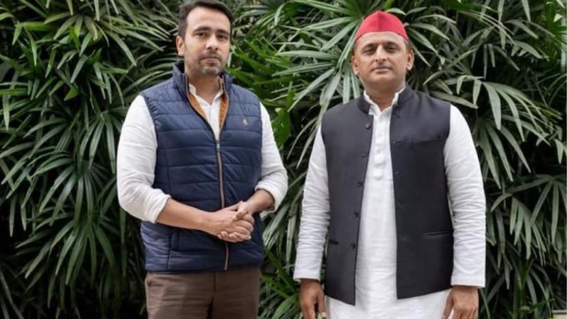 jayant with akhilesh