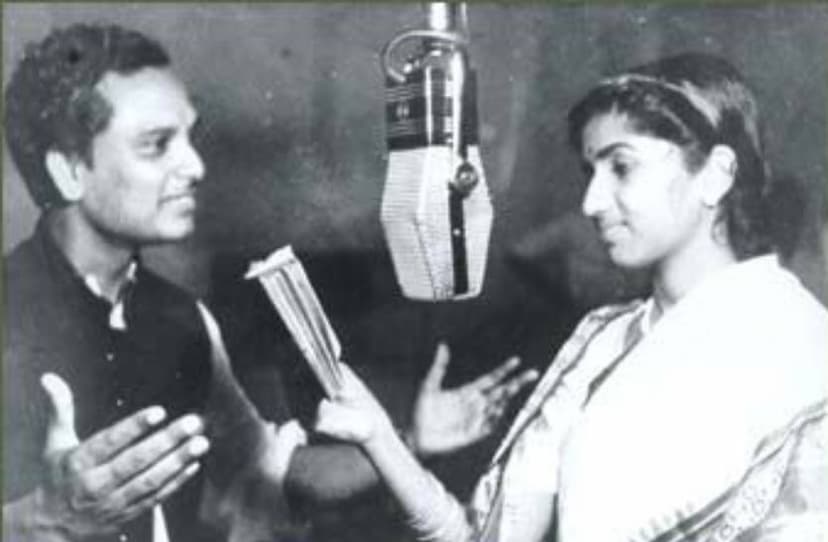 lata_mangeshkar_love_life_marriage_interesting_facts_who_proposed_interesting_facts.jpg