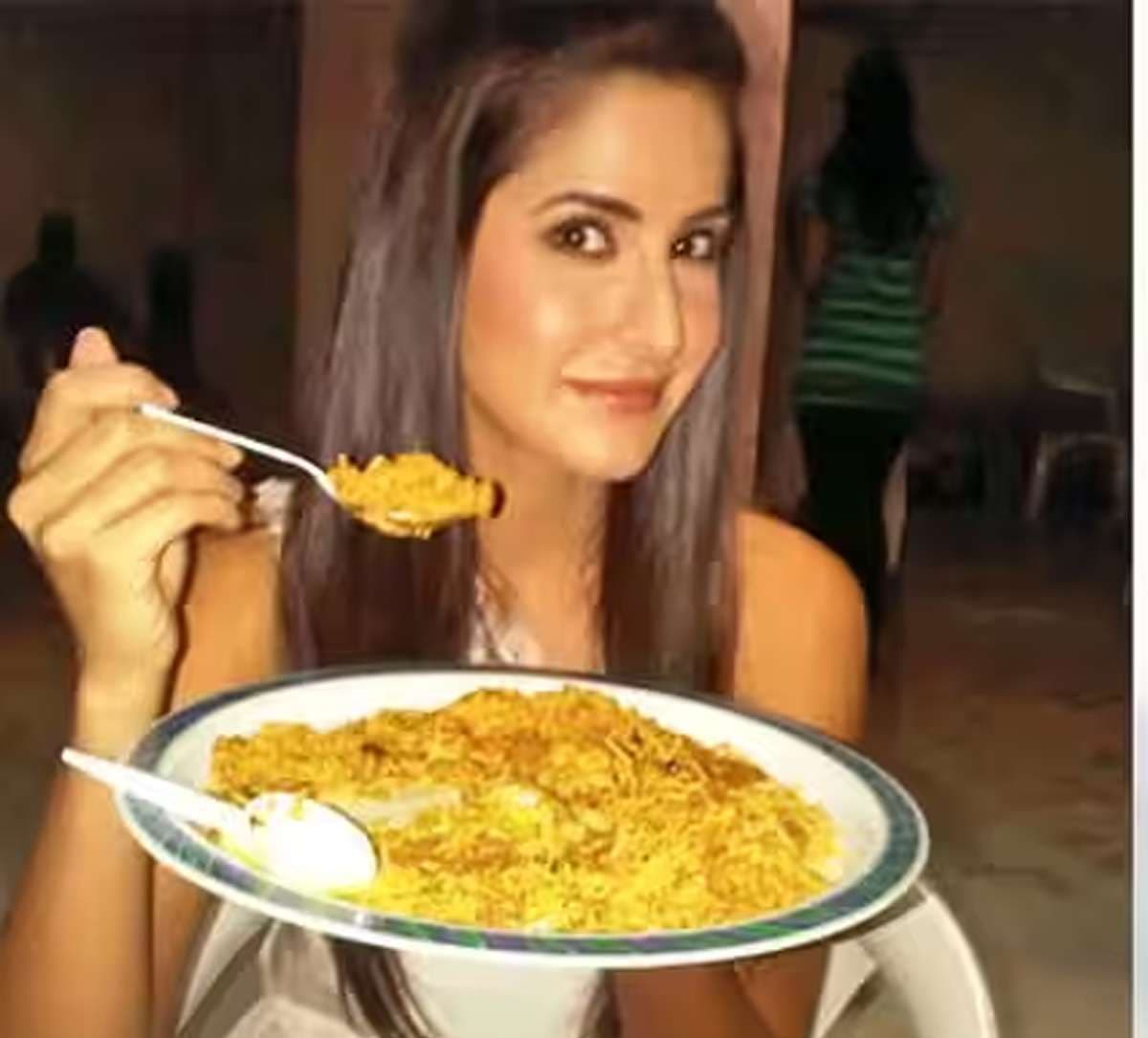 katrina-kaif-drink-jiuce.jpg