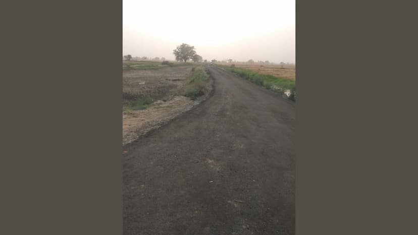 dholpur_800_meter_road.jpg
