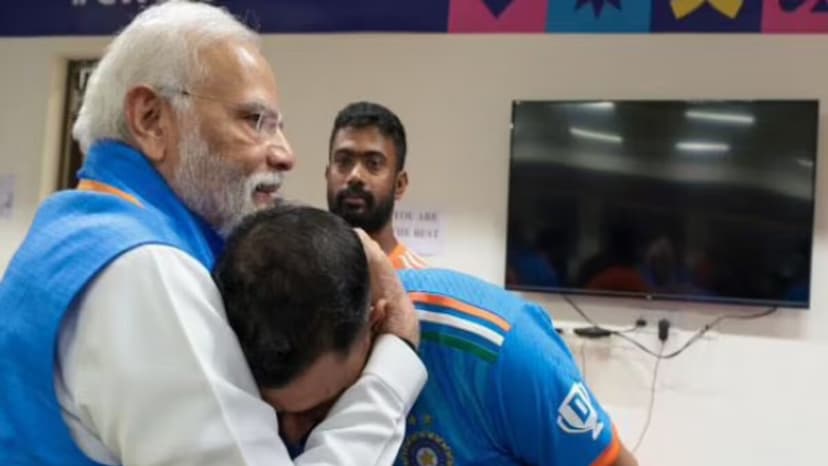 pm_modi_and_mohammed_shami.jpg