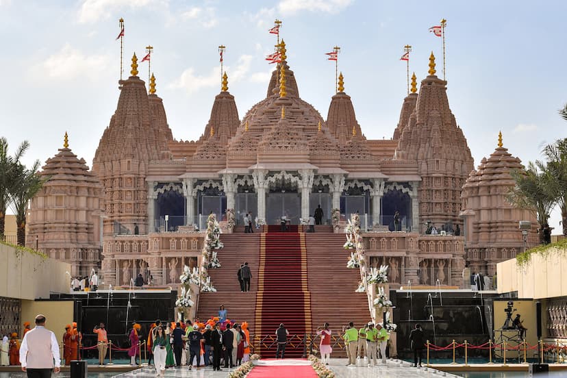 hindu_temple_in_abu_dhabi__1.jpg