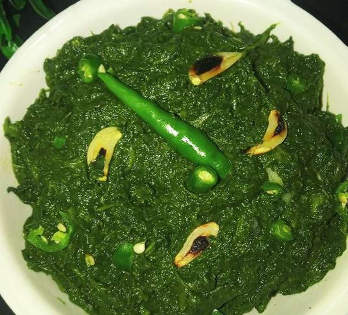 bathua-saag-for-digestion.jpg