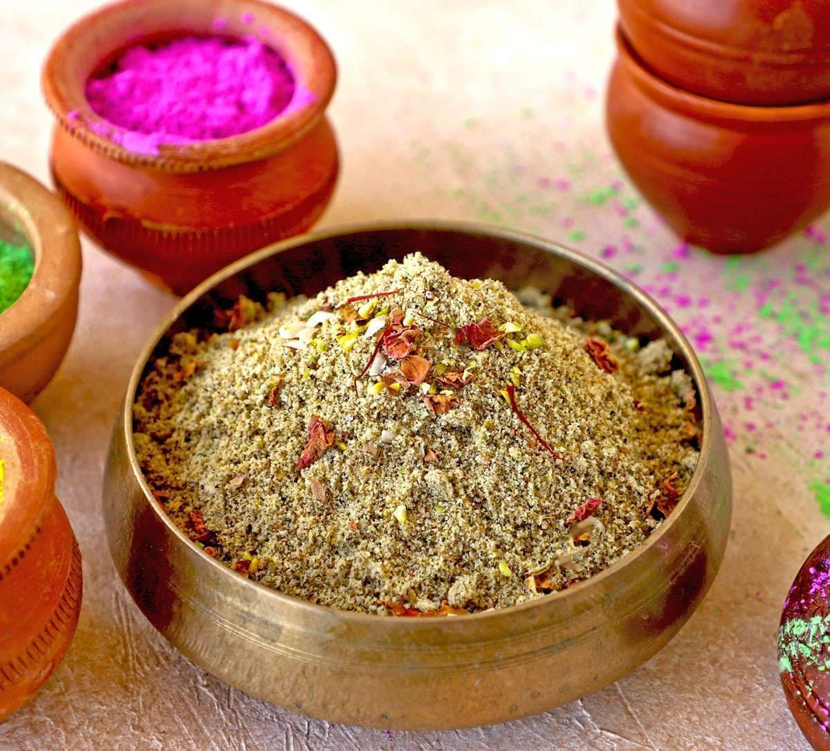 badam-aur-saunf-ka-powder.jpg