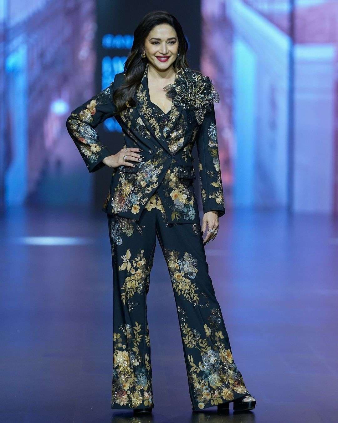 madhuri_dixit_lakme fashion week