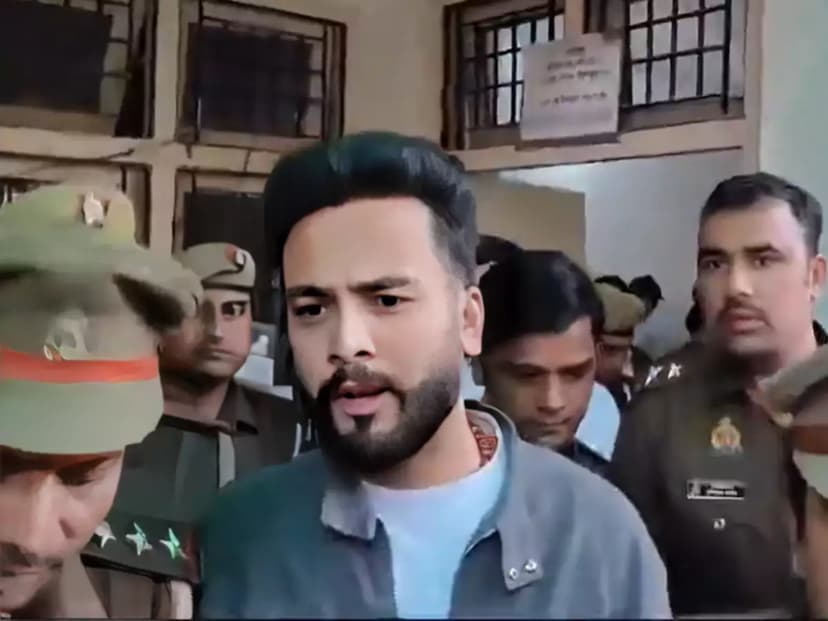 elvish_yadav_in_police_custody.jpg