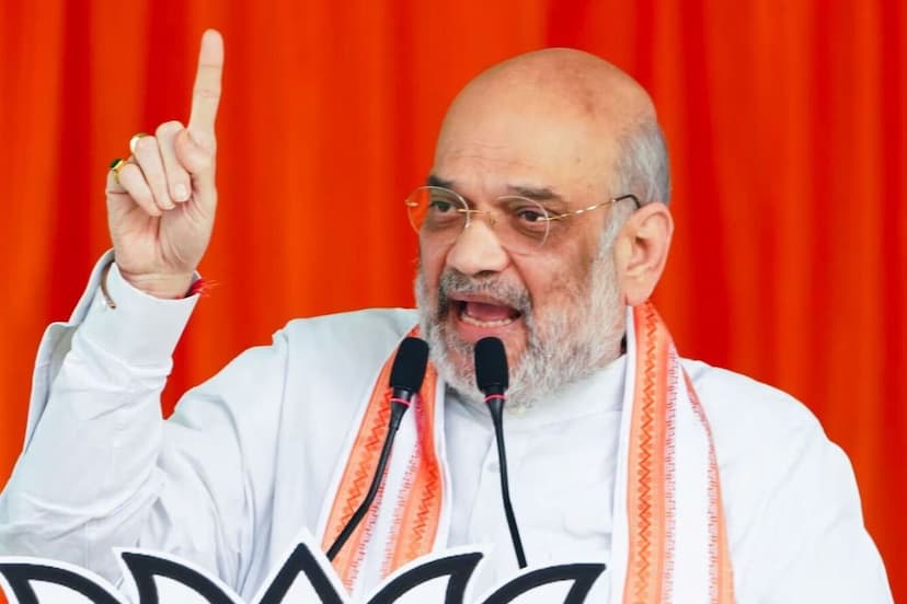 Amit Shah's taunt on Mallikarjun Kharge's Article 370 statement - 'The country is troubled by such mistakes of Congress'