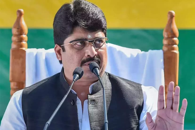 Raja Bhaiya will support Samajwadi Party instead of BJP