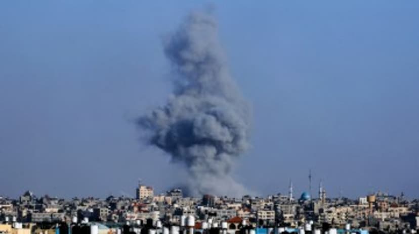 Hamas launches rockets towards Tel Aviv of Israel