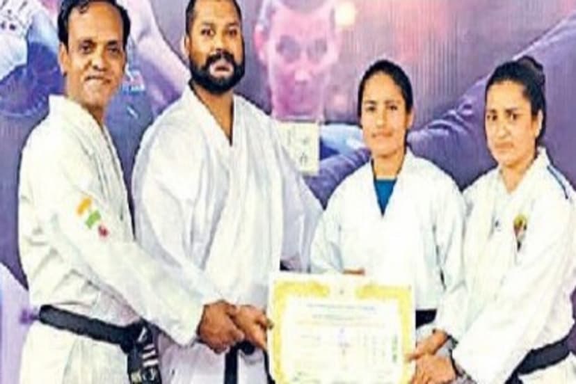 Rajasthan Udaipur karate girl Lata crazy tribal Girls whole village is proud