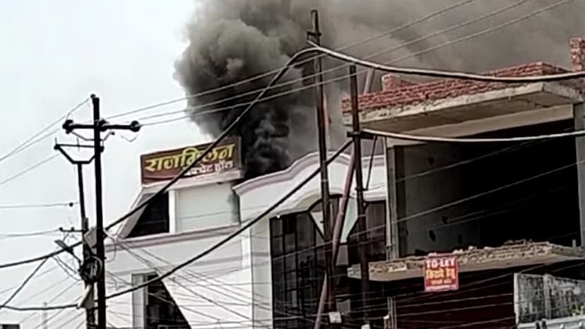 massive fire broke out on upper floor of banquet hall in Bijnor