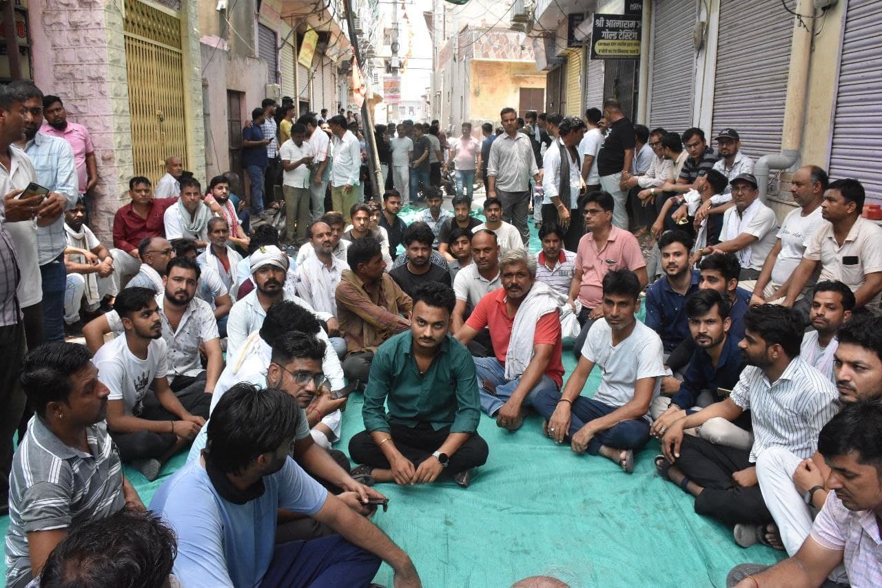 Naveen died of injuries in the attack, people demonstrated in front of the Superintendent of Police office