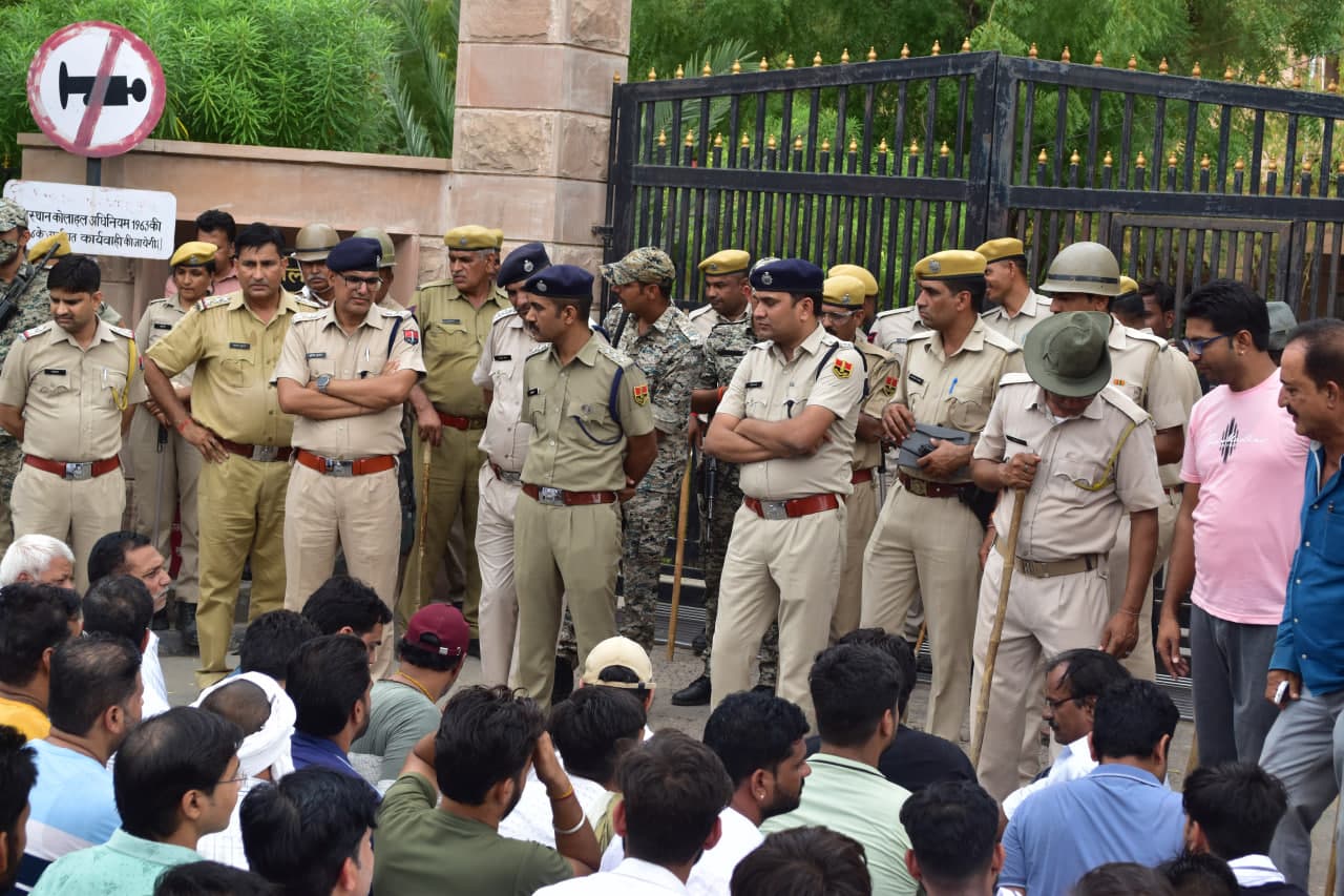 Naveen died of injuries in the attack, people demonstrated in front of the Superintendent of Police office