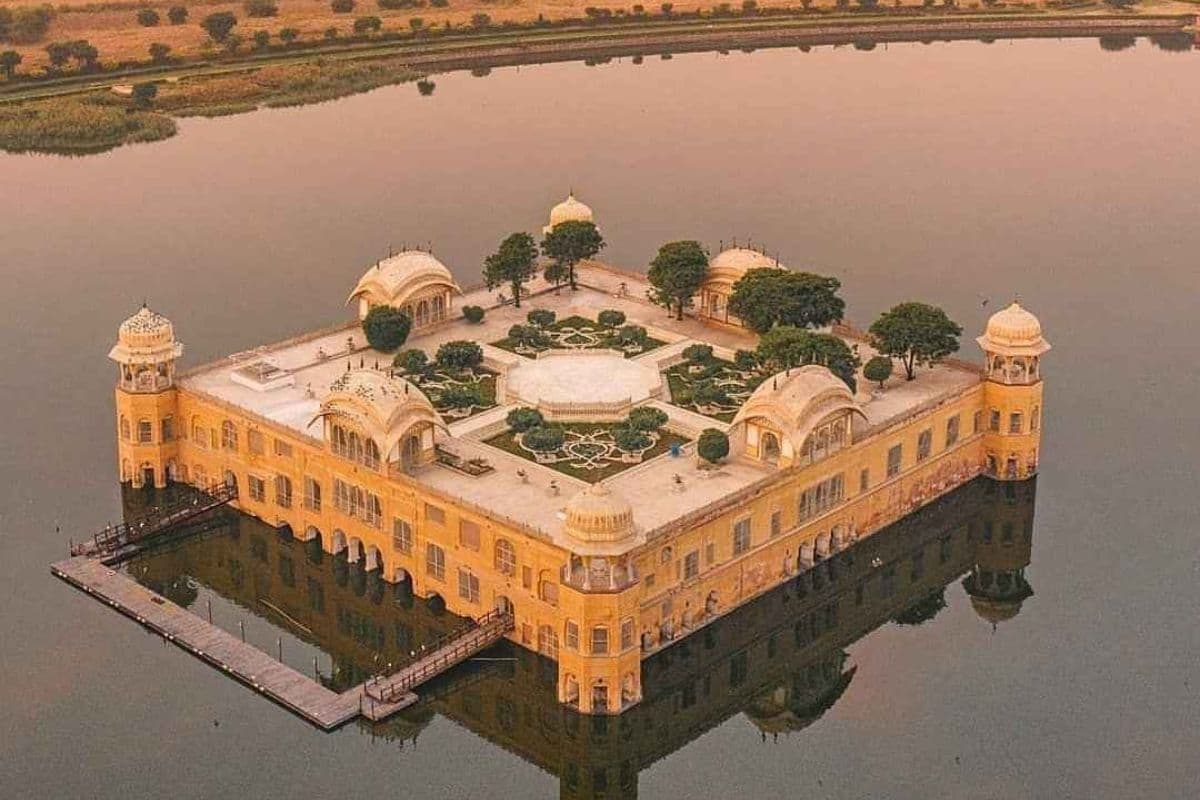 Jal Mahal Palace 