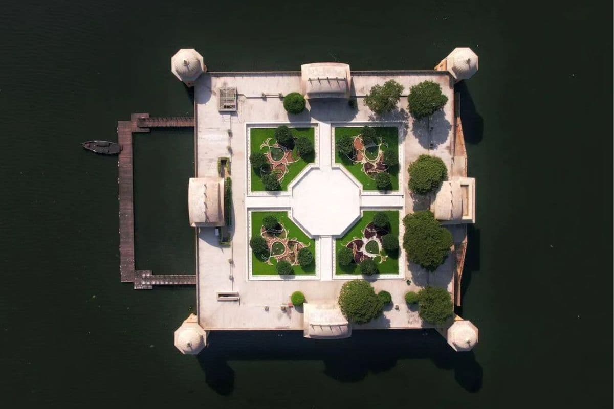 Jal Mahal Palace 