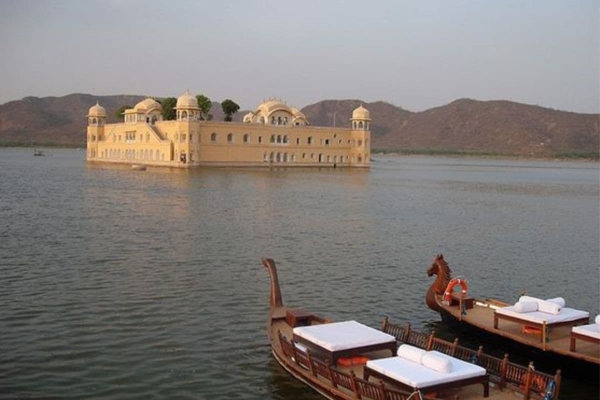 Jal Mahal Palace 