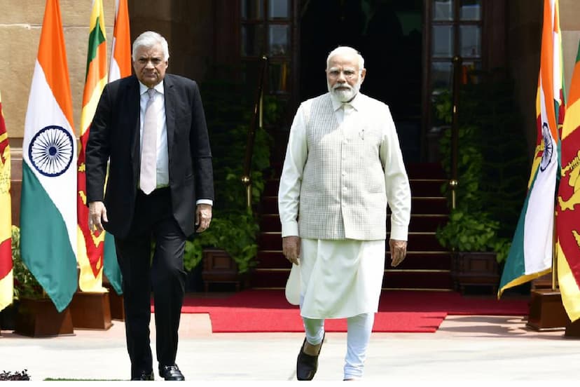 Srilankan President Ranil Wickremesinghe with PM Modi .File photo