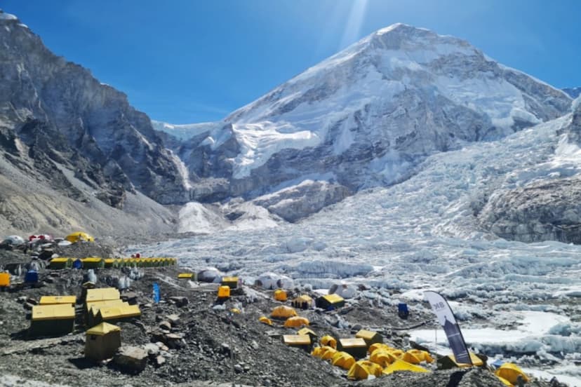 11 tons of garbage removed from Mount Everest