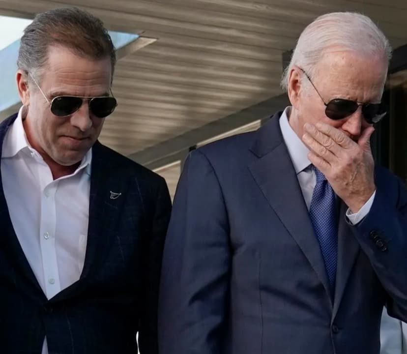 Joe Biden with his son Hunter Biden