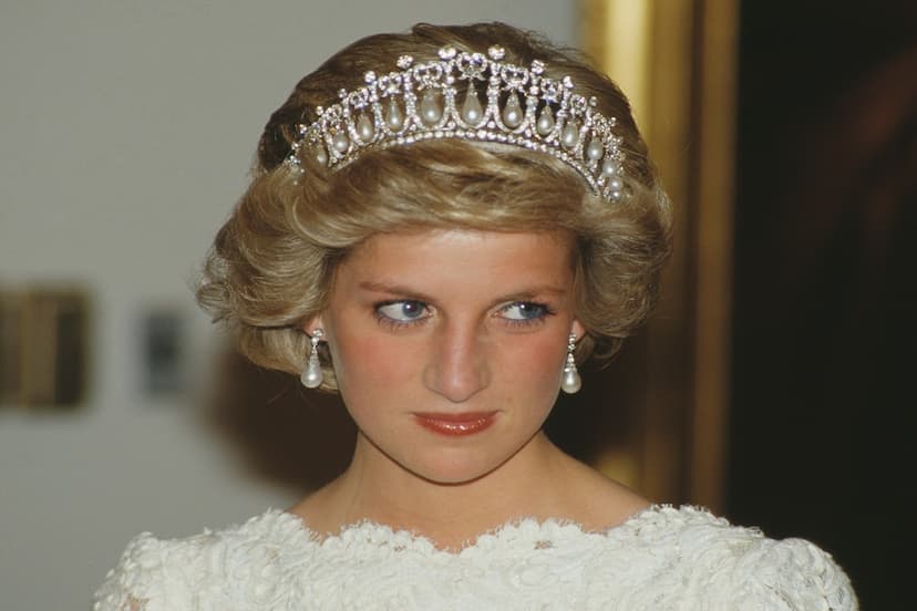 Letters written to Princess Diana's housekeeper will be auctioned