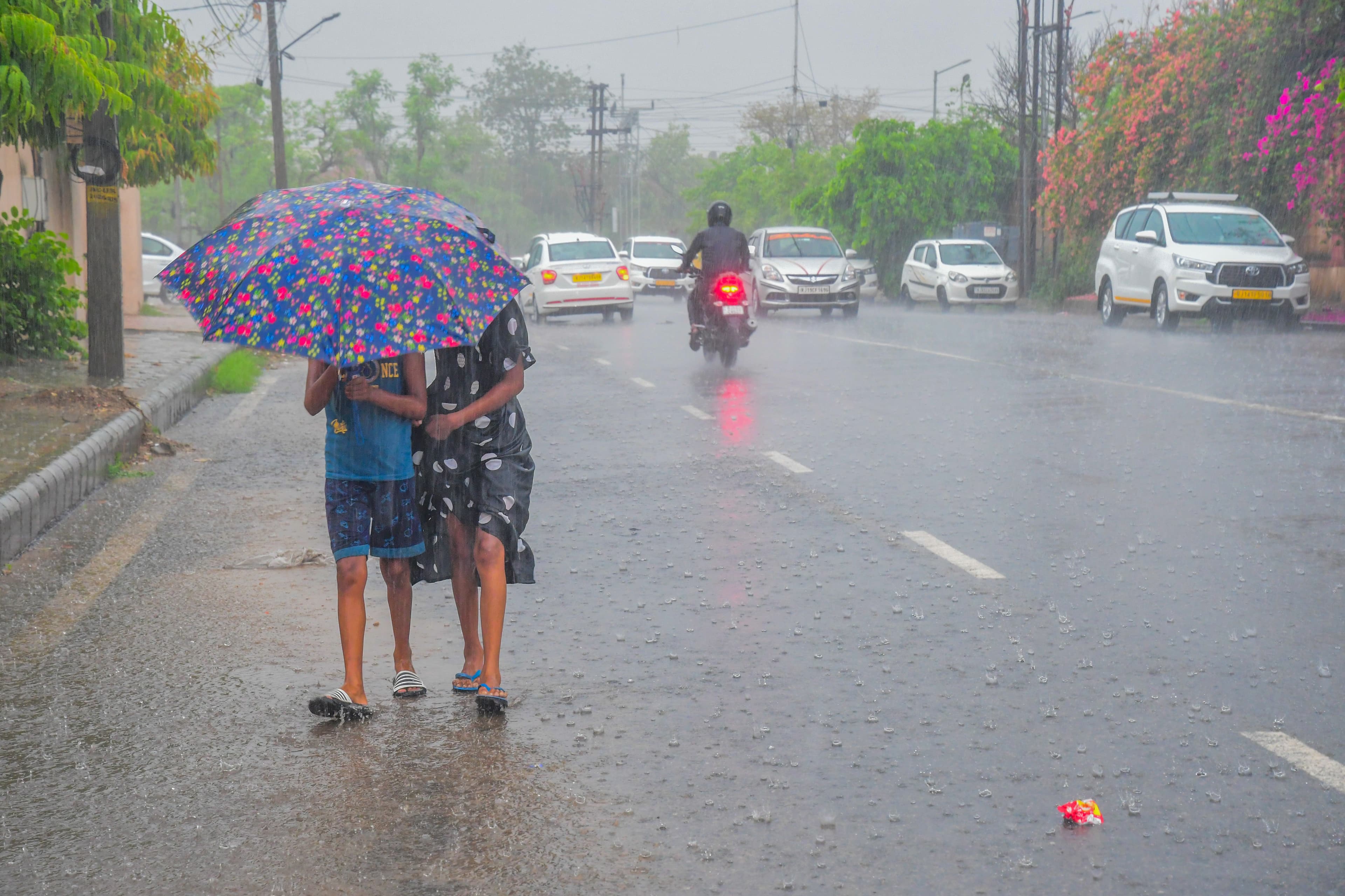 rainy day in jaipur 