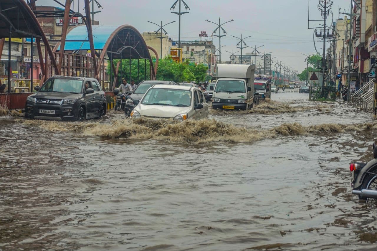 rain in Jaipur 