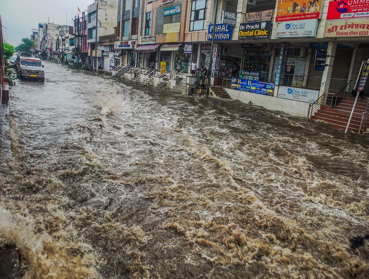 rain in Jaipur 