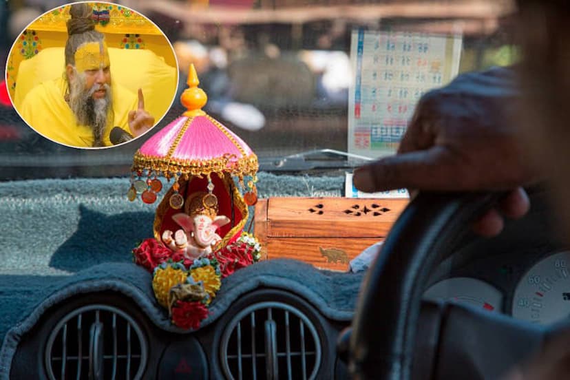 Premanand ji maharaj on god photo in car