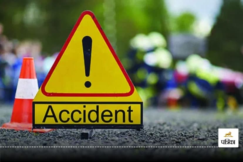 Kawardha Road Accident