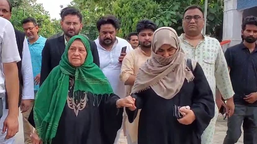 Tanzin Fatima recorded her statement in the court in Rampur