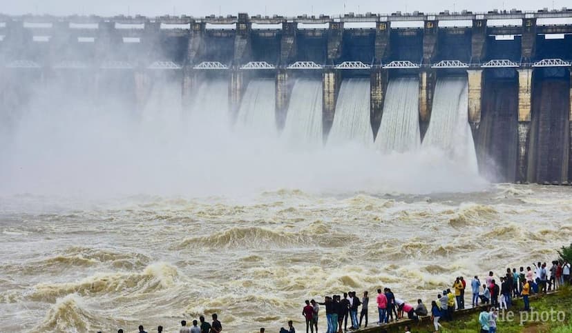 bargi dam gate open