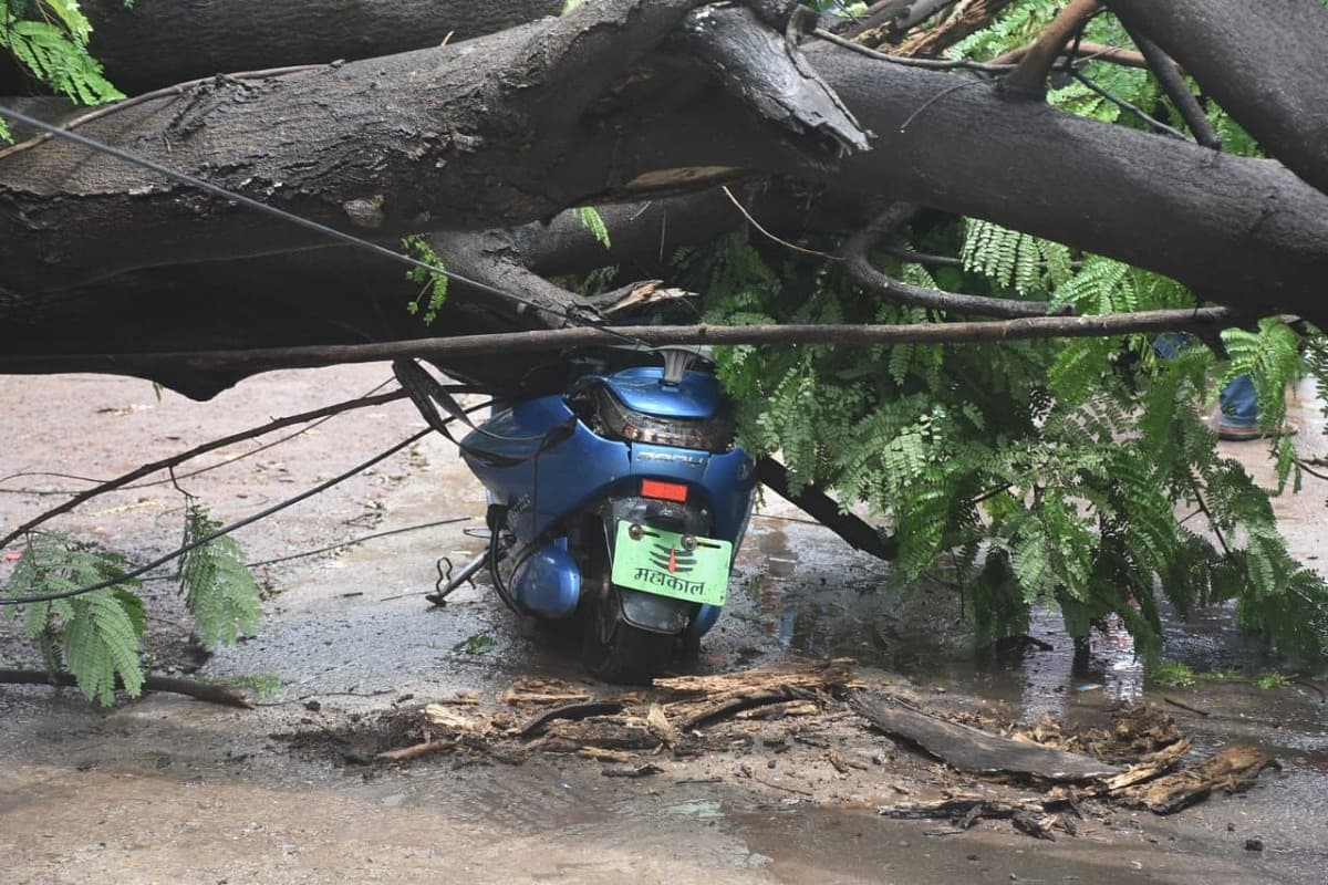 Raipur accident